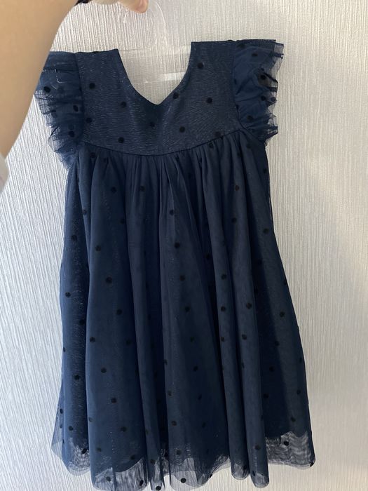 Святкові сукні 2,3,4,5,6 рочків