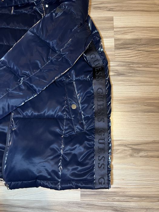 Курточка GUESS пуховик, куртка