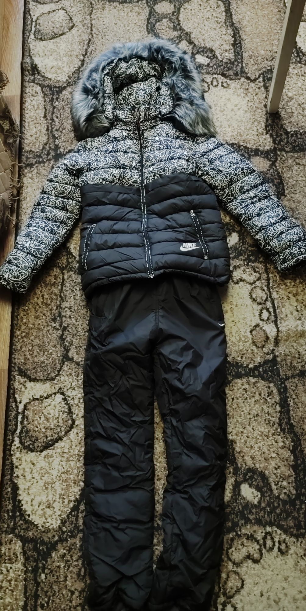 Зимний костюм штаны и куртка