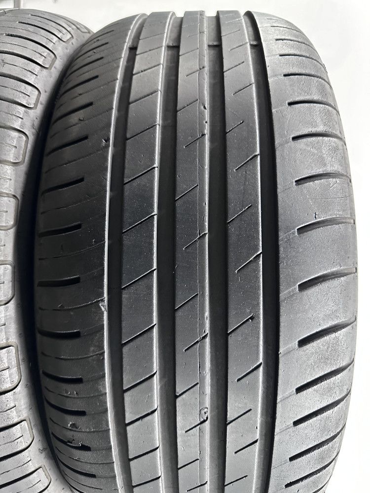 2шт бу літо 225/50/R17 2016р Goodyear Efficient Grip Perfomance