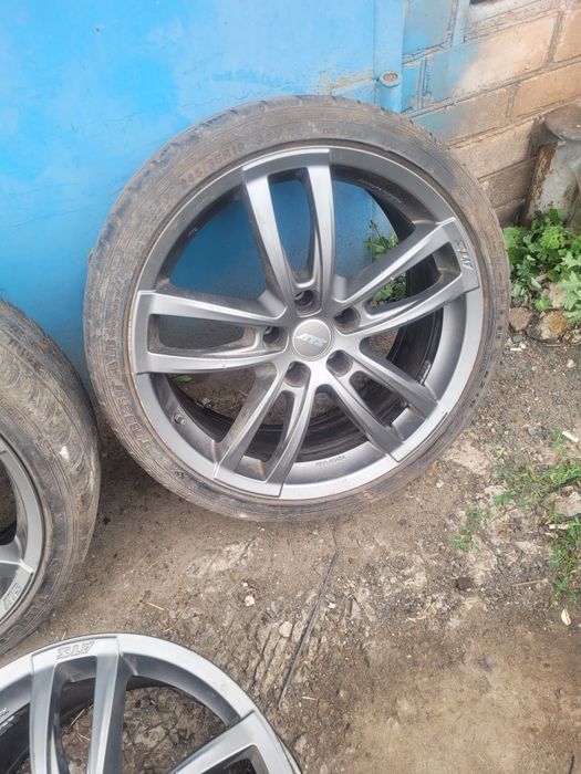 продам комплект дисков на R19 для бмв