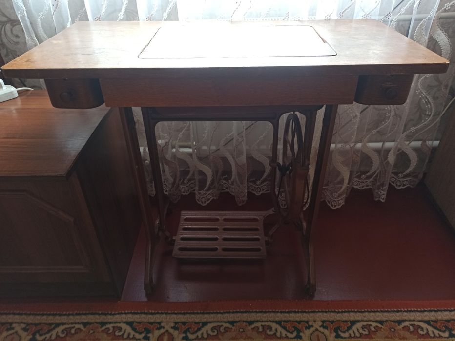 Швейна машина ПМЗ