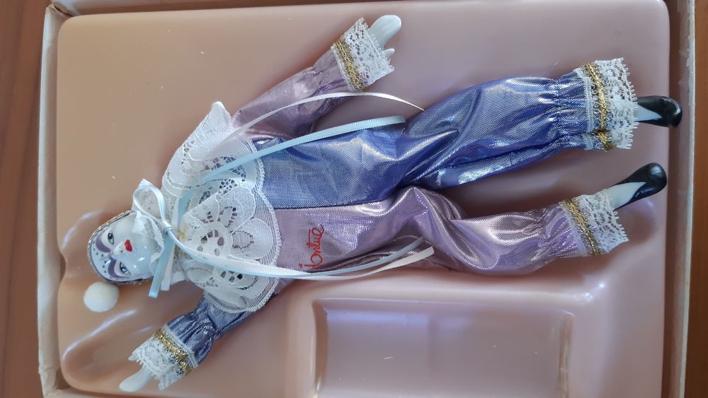 Palhaço de porcelana