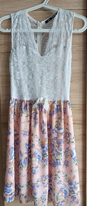 Sukienka koronka kwiatki S