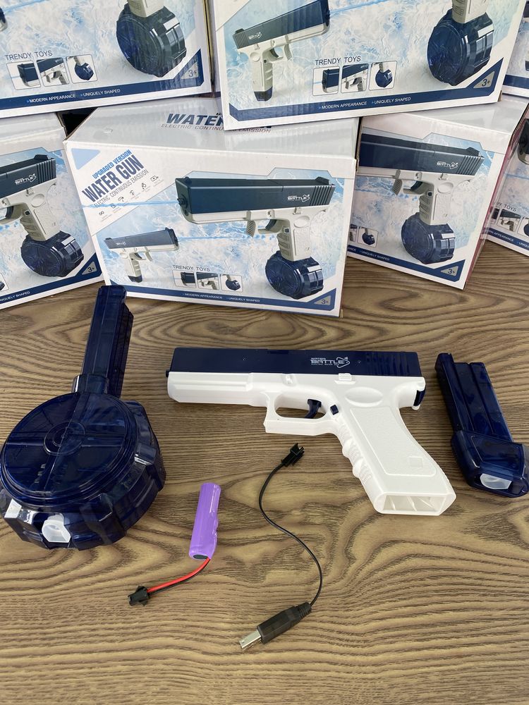 Водяний електричний пістолет Water Gun Clock