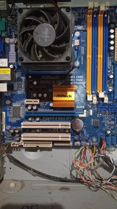 Материнська плата ASRock N68C-S UCC + AMD Athlon II X3 455 3.3 GHz + к