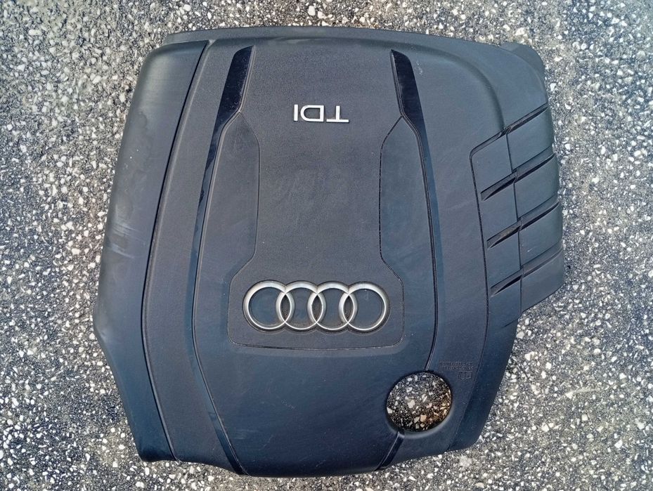 tampa de motor audi a4 2.0 tdi 8k