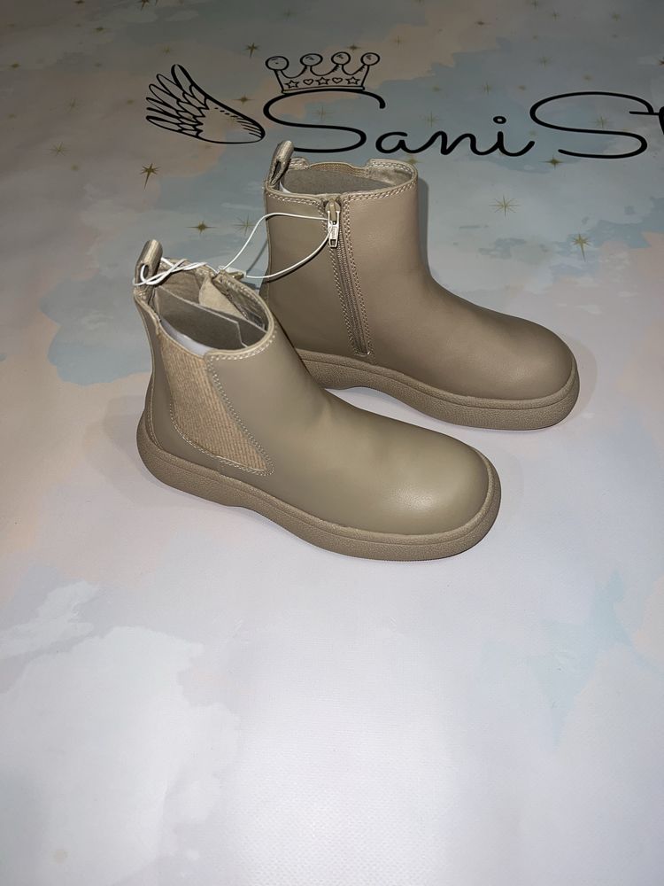Ботінки zara 33р