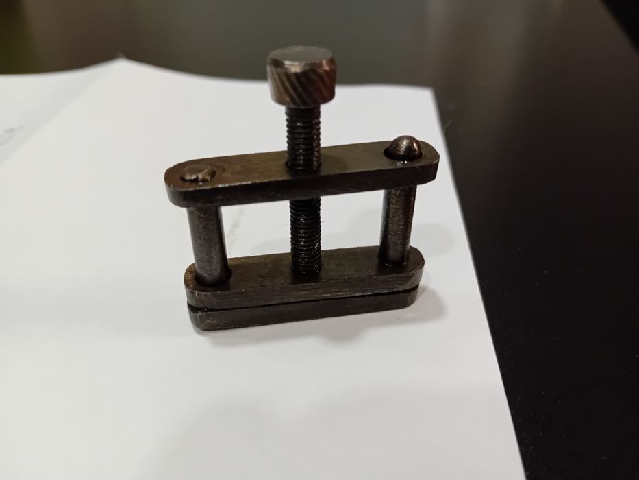 Imadełko zacisk Hoffmana do węży średnica 15 mm