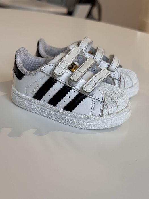 Кеди adidas 19 розмір