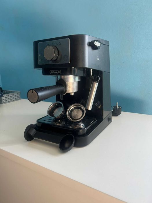 Maquina de Café Manual DELONGHI Stilosa EC260.BK ( 15 bar - preto )