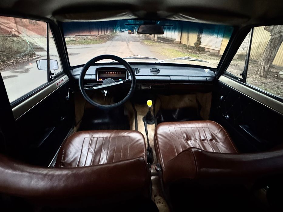 ВАЗ 2101 капсула часу, колекційний автомобіль 1973 року випуску