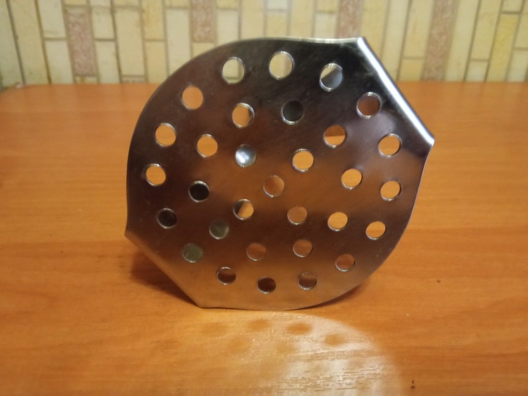 Толкушка для пюре,из нержавеющей стали.