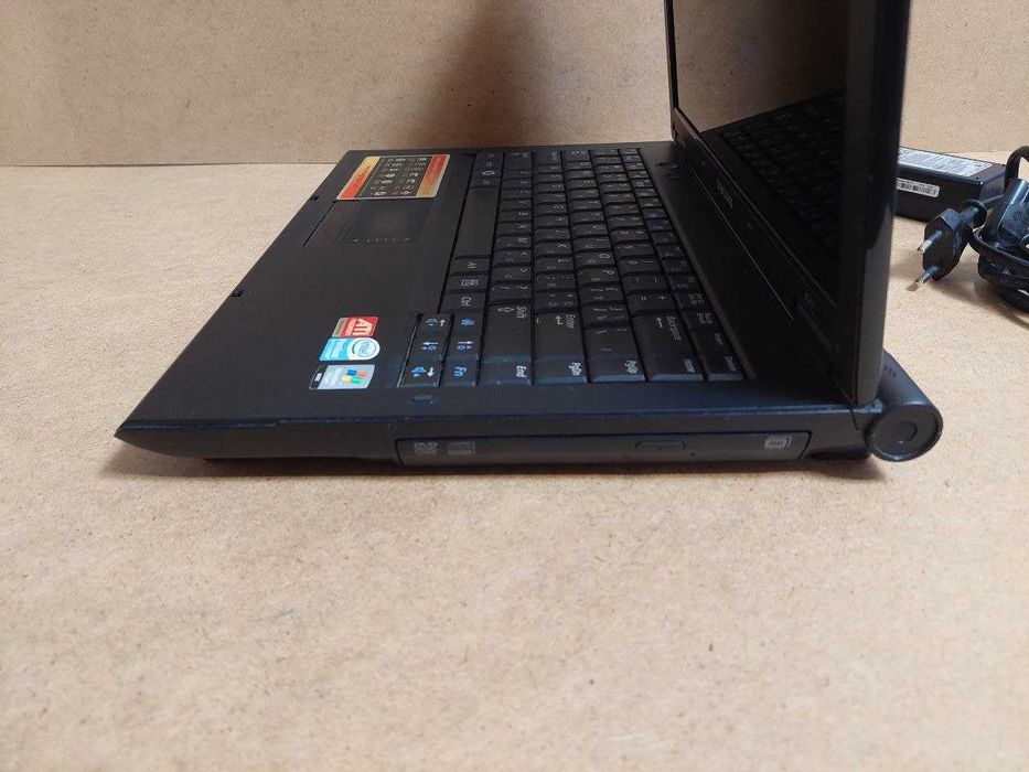 Ноутбук Samsung NP-R25E (на запчасти / нерабочий)