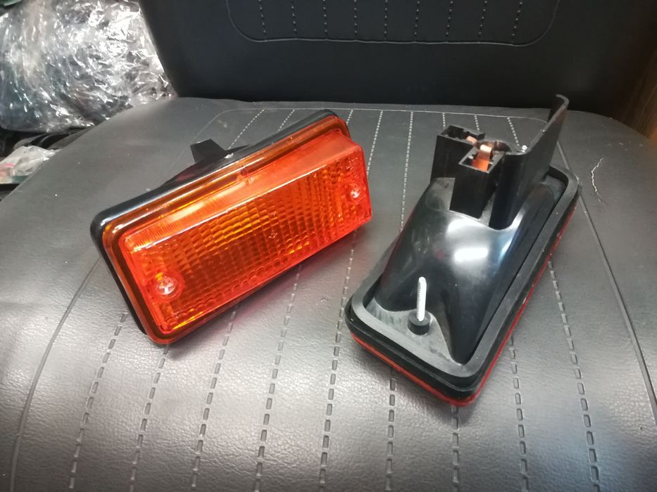 Fiat 126p lampy kierunkowskazów pomarańczowe szkła nowe