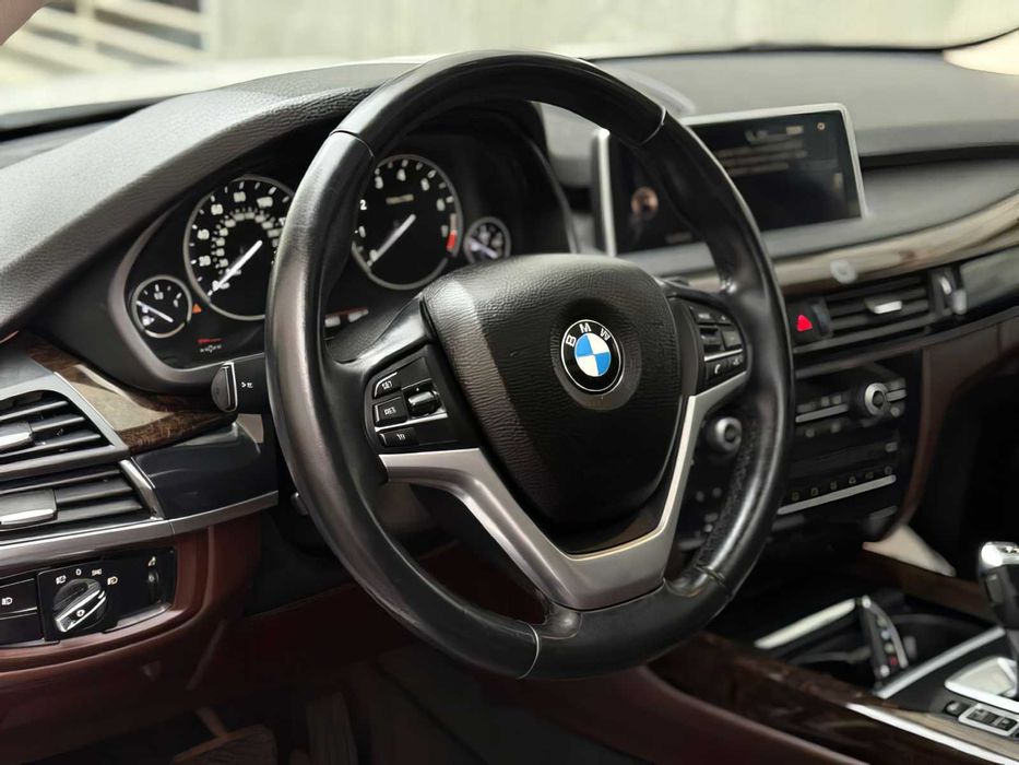 BMW X5 xDrive35i      2015
