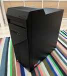 Computador PC de mesa.