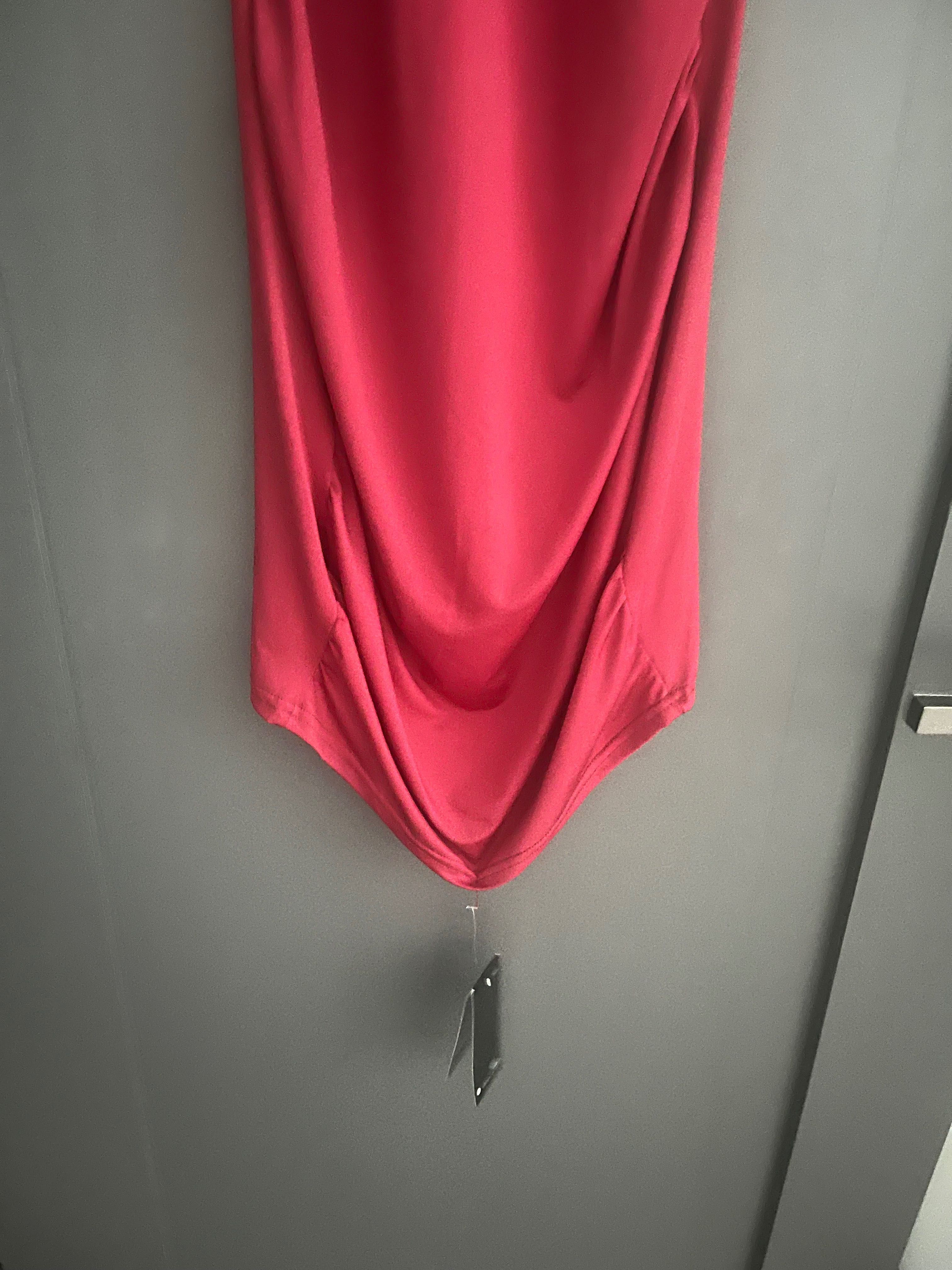 Sukienka mini czerwona rozmiar S