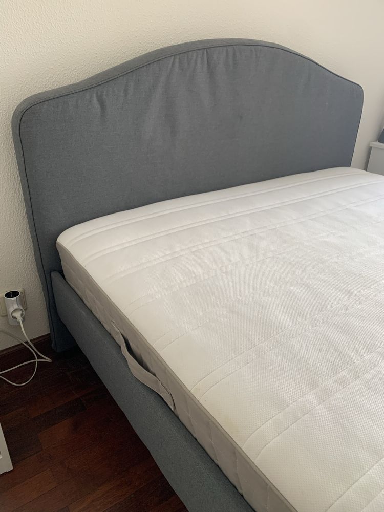 Cama de casal com colchao