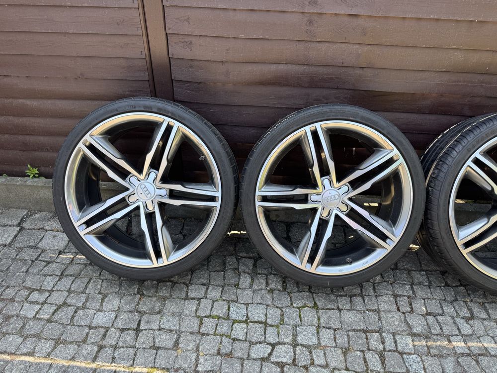 Audi a3 a4 a5 a6 235/35/19 et30 8j