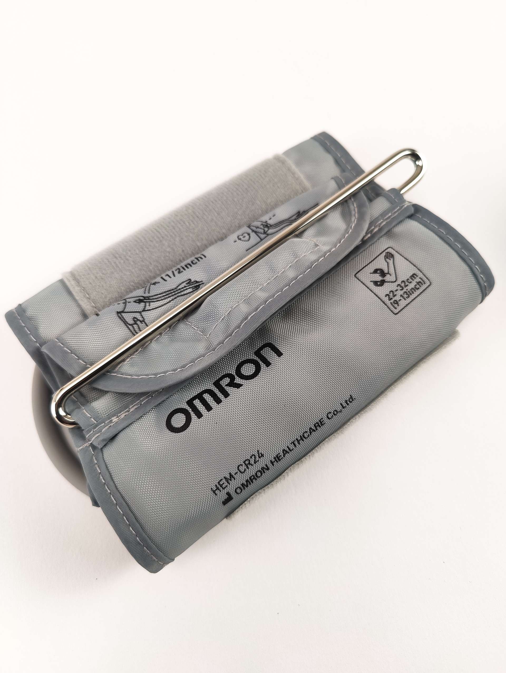 Ciśnieniomierz elektroniczny Omron X2 BASICS na ramię