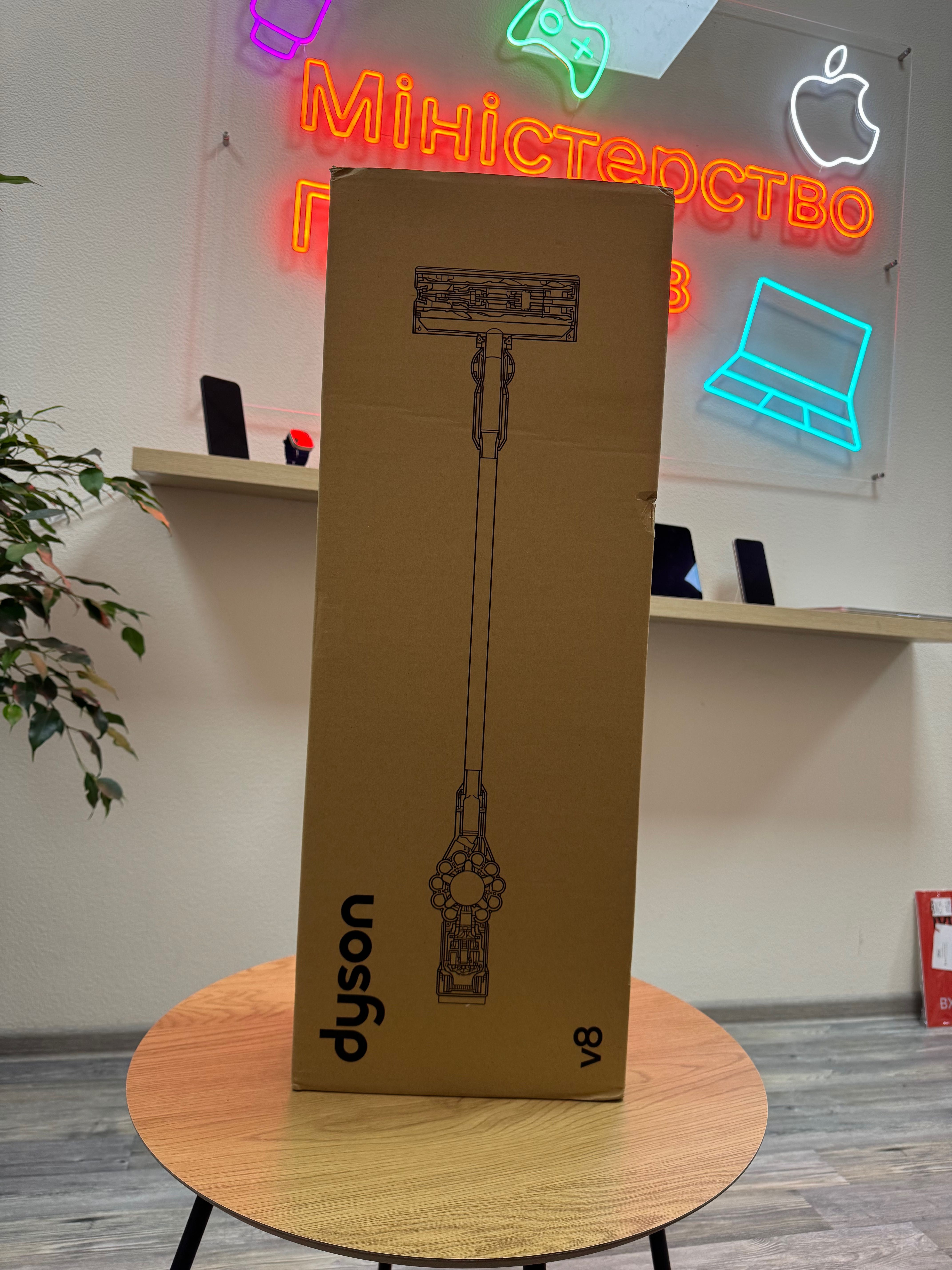 Ручний пилосос Dyson V8 Absolute Silver/Nickel 447266-01