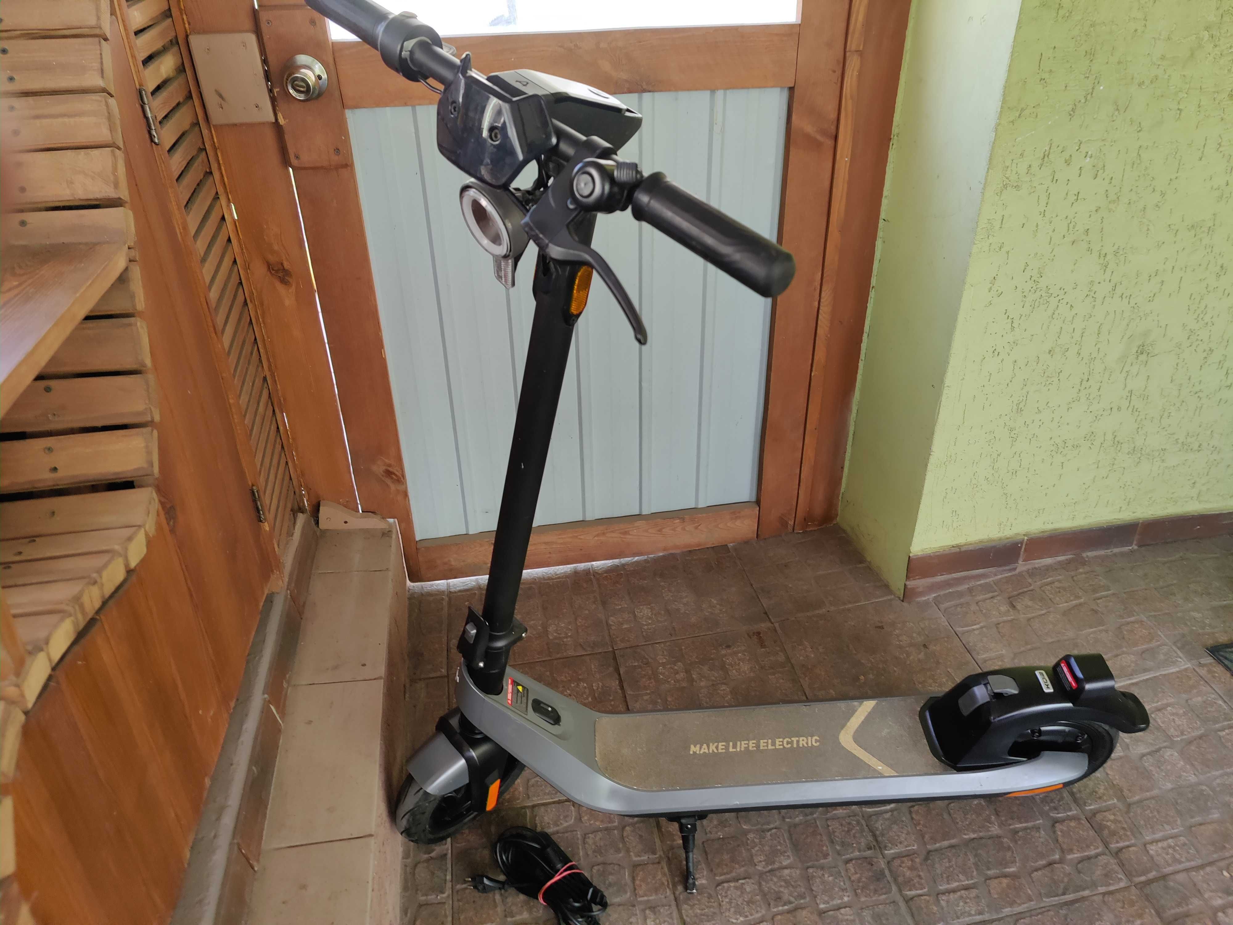 Электросамокат NIU Kick Scooter KQi2 Pro