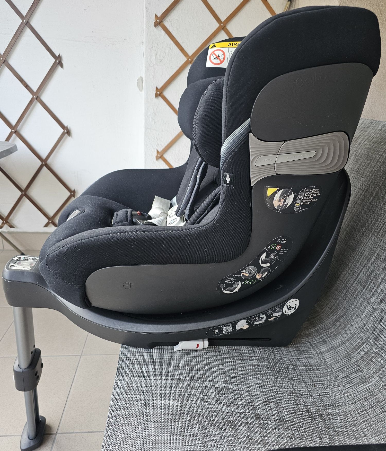 Fotelik Cybex Sirona S i -Size 360°  0 - 4 lata