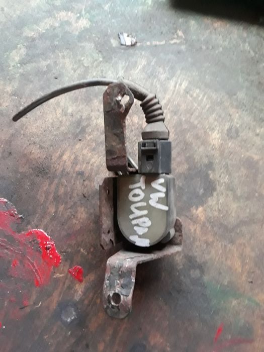 Czujnik poziomowania lamp vw touran xenon