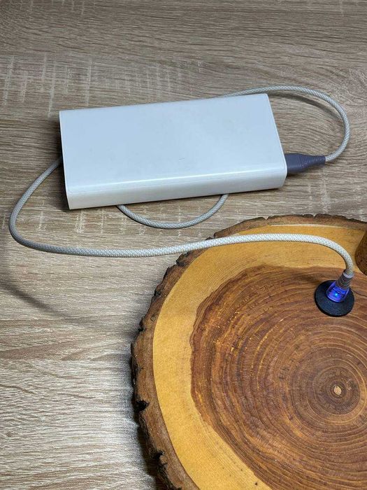 Настольная лампа ручной работы с работой от сети и источника питания