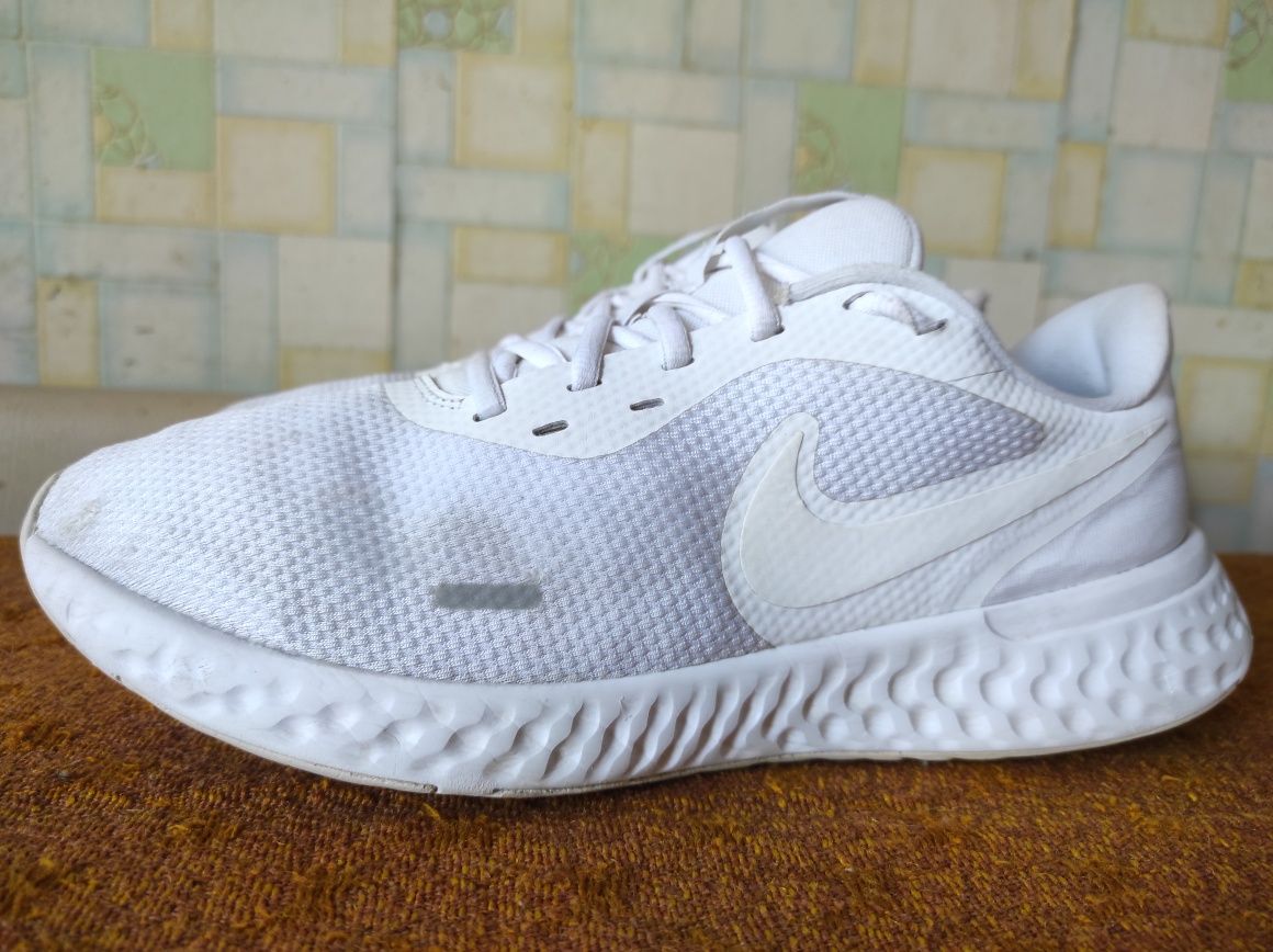 Кроссовки "NIKE REVOLUTION 2",100 %оригинал, р. 43
