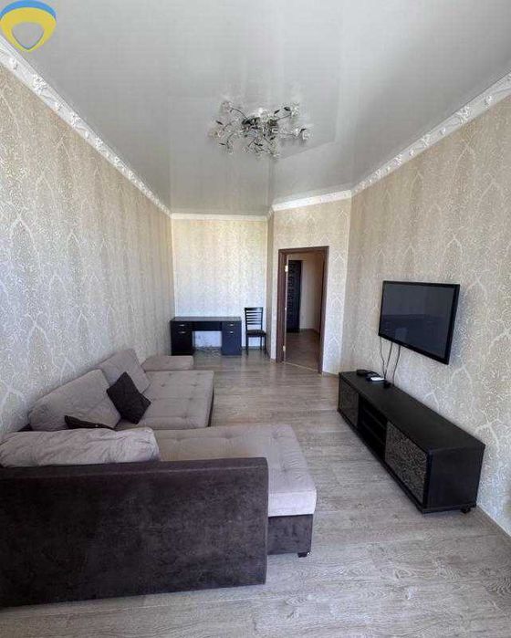 1-к квартира в 3-й Жемчужині з ремонтом та укомплектовану