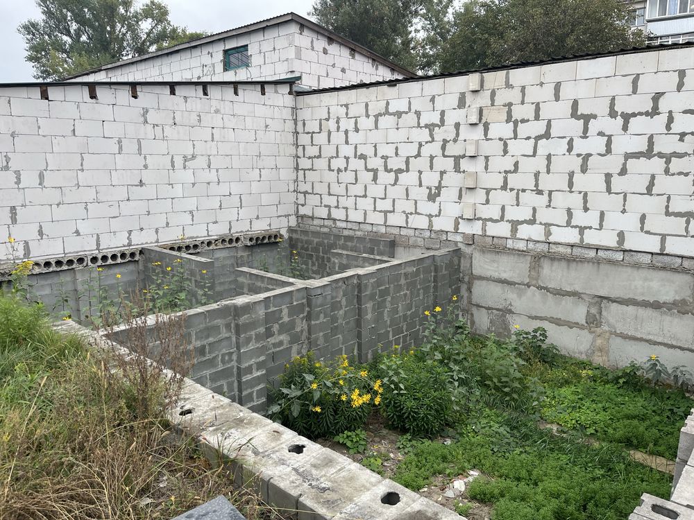 Продам гаражі Данилівка військове містечко.