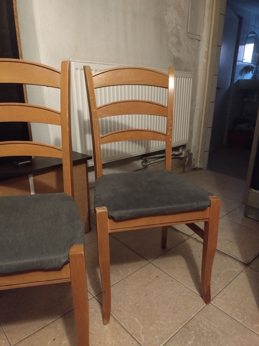 Krzesła cena za 2 sztuki