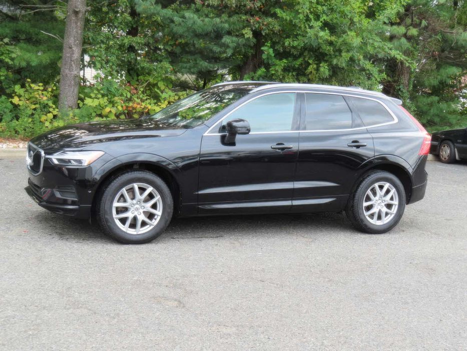 Volvo XC60 T5 Momentum      2019