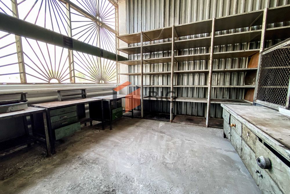 Здається в оренду виробничо-складське приміщення біля Луцька