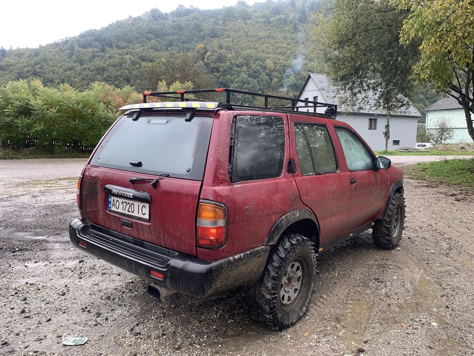 Ніссан пайтфіндер 2.5 тді