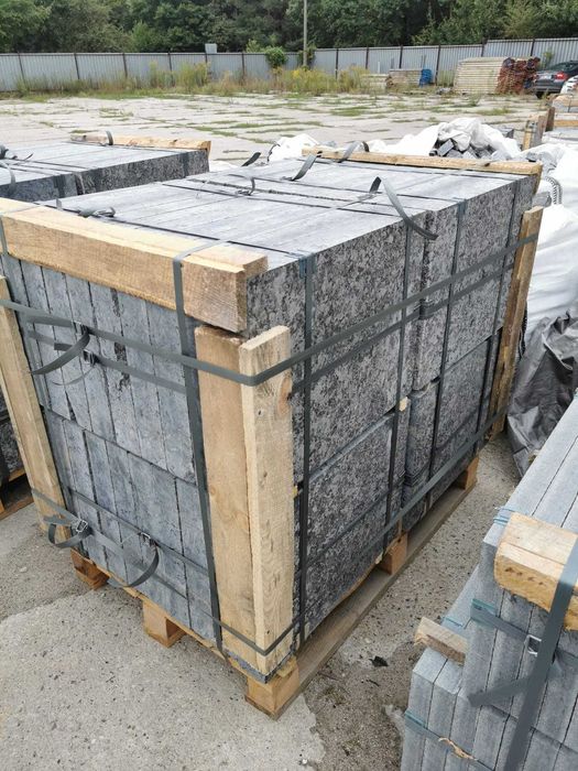 Palisada granitowa kamienna cięta - LABRADORYT