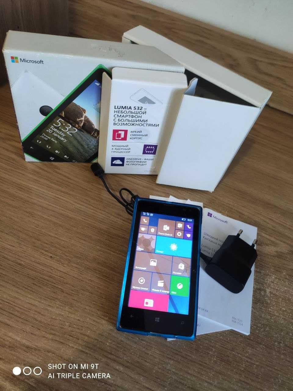 Мобільний телефон Microsoft + Office 365 (Lumia 535)