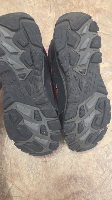 Трекінгові черевики жіночі 38 рр