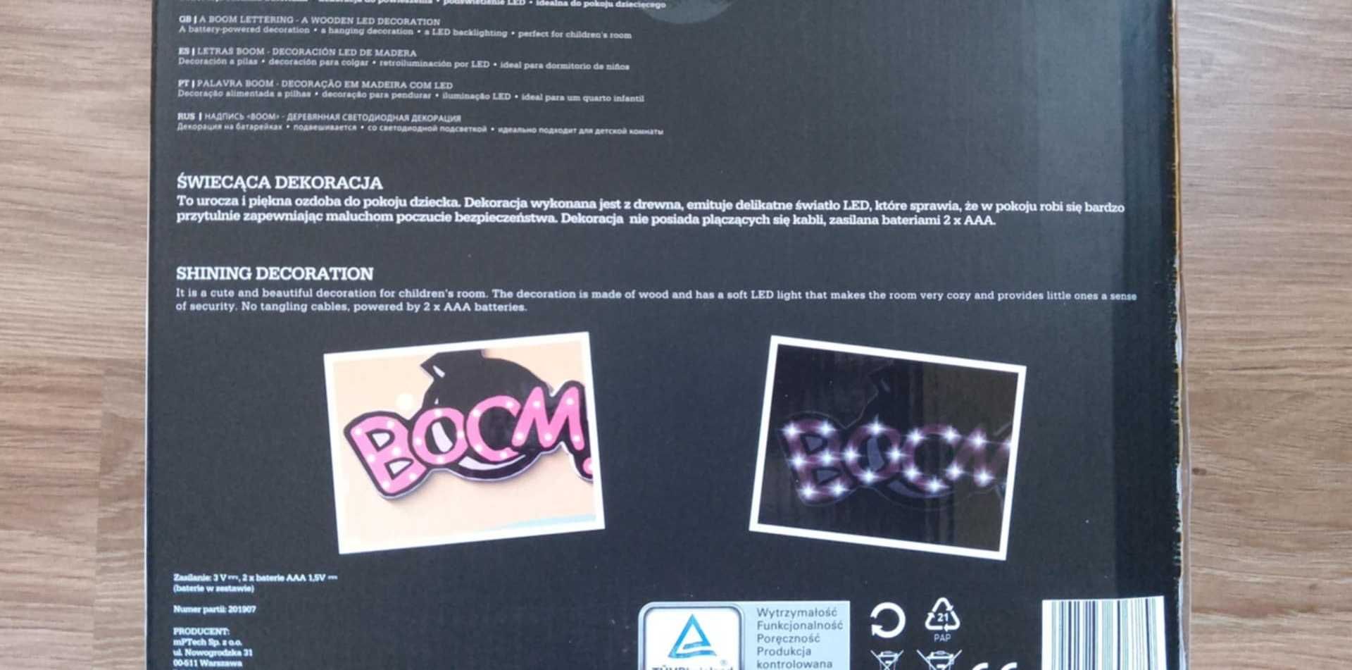 Drewniana Dekoracja Ozdoba Lampka ścienna LED napis BOOM zestaw 10 szt