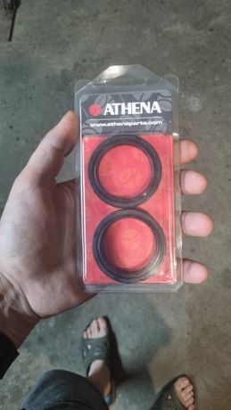 Сальники вилки Athena AT P40FORK455058