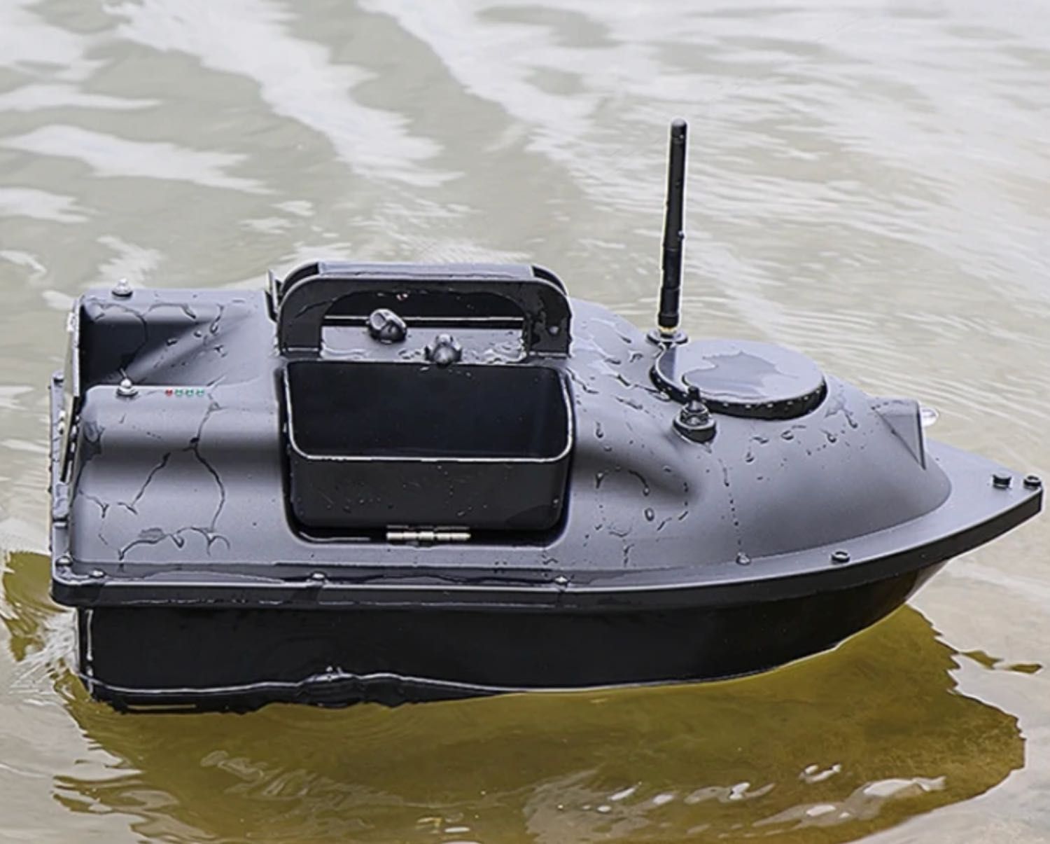 ŁÓDŹ Łódka ZANĘTOWA Jezioro Staw GPS 500m 3pojemniki Wędkarska prezent