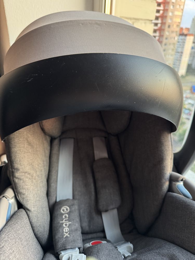 Автолюлька Cybex Cloud Z i-Size Plus