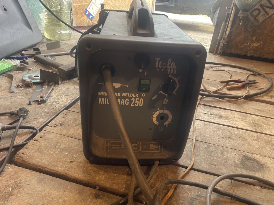 Зварювальний напівавтомат