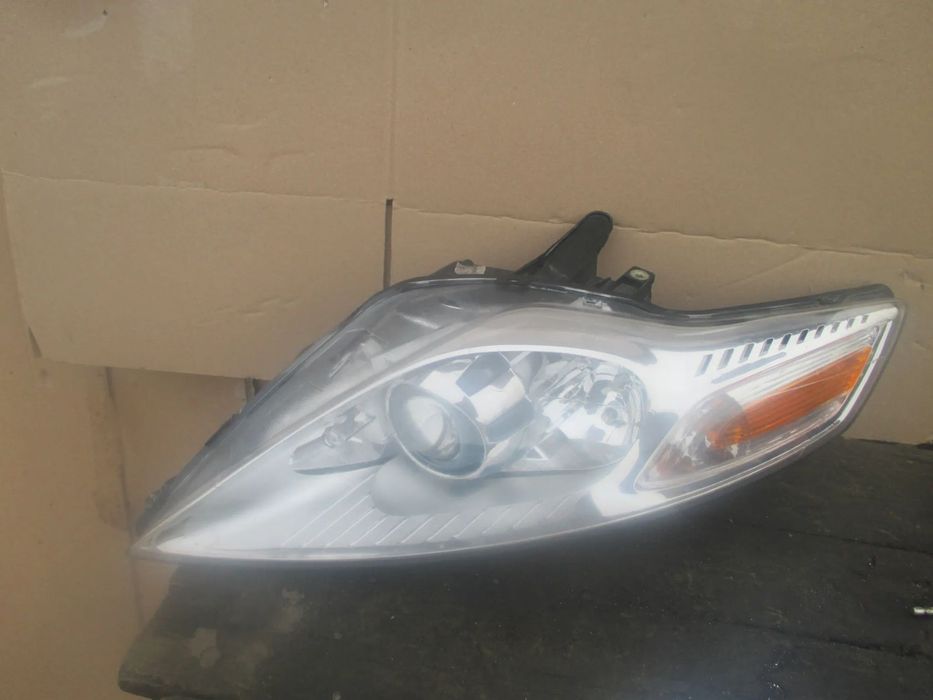 lampa lewa Ford Mondeo MK4 Europa