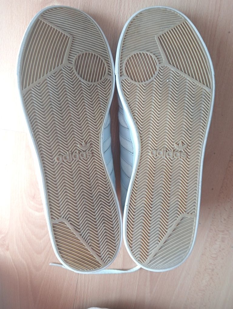 Sneakersy Adidas, r. 43 1/3, trampki