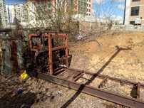 Пилорама ленточная с краном грузоподъёмностью 1000 килограм.