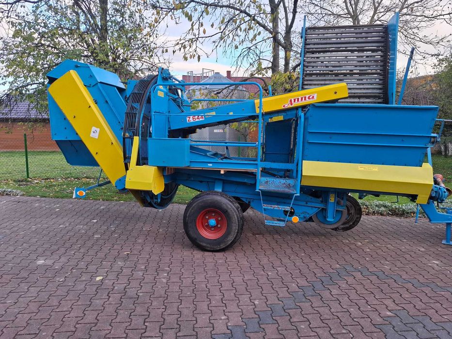 Kombajn Ziemniaczany Anna Z644 Agromet Pionier