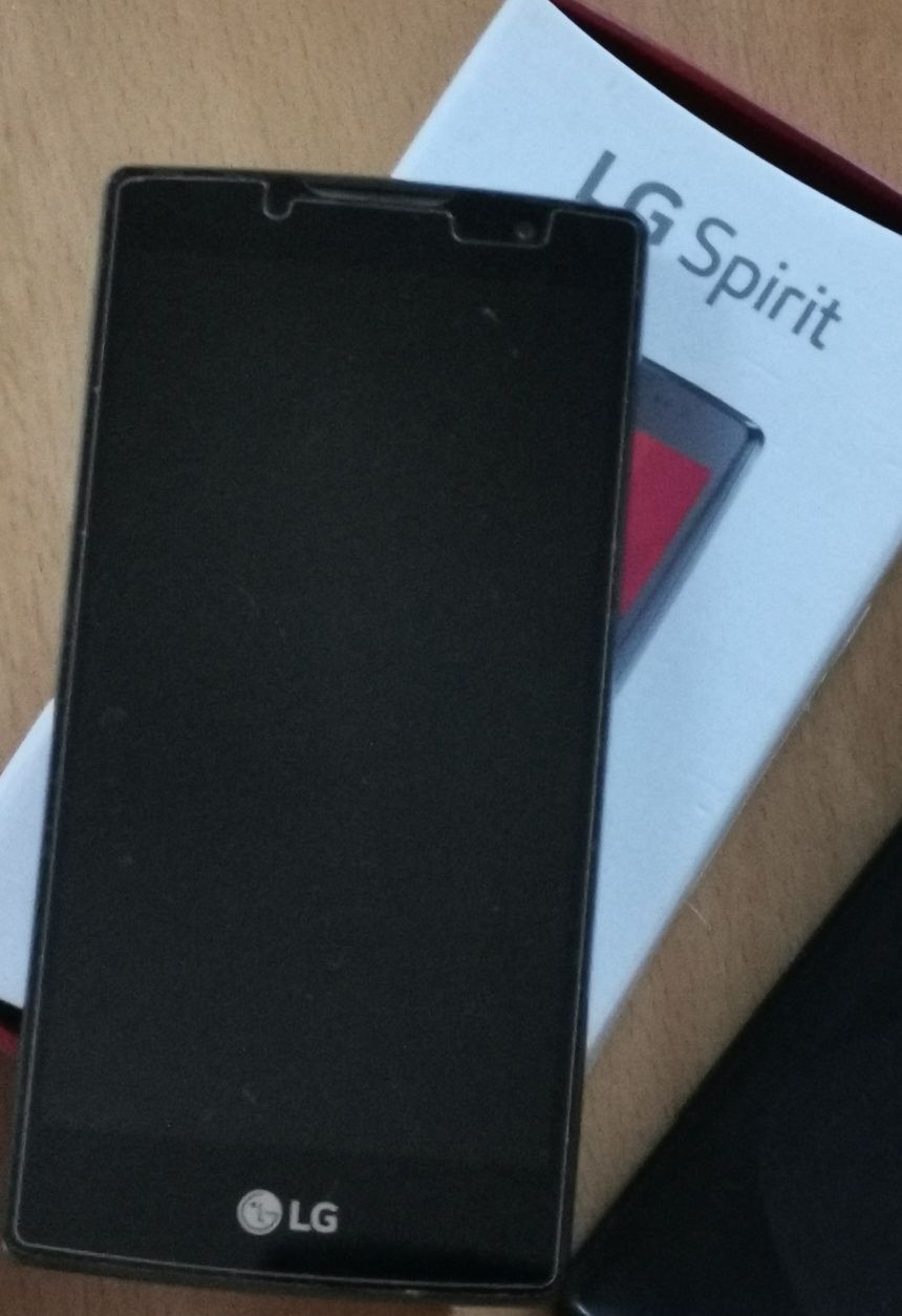 Telemóvel LG G4 (funciona) + LG G2 e LG Spirit (avariados)